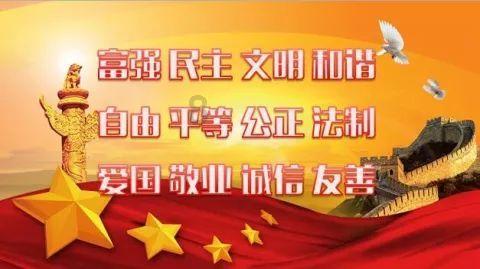 婧婧整理卧室